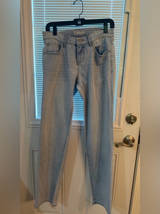 Rewash Denim - Rewash Woman’s Light Wash Straight Jeans size 5/27 no distressing EUC #jeans